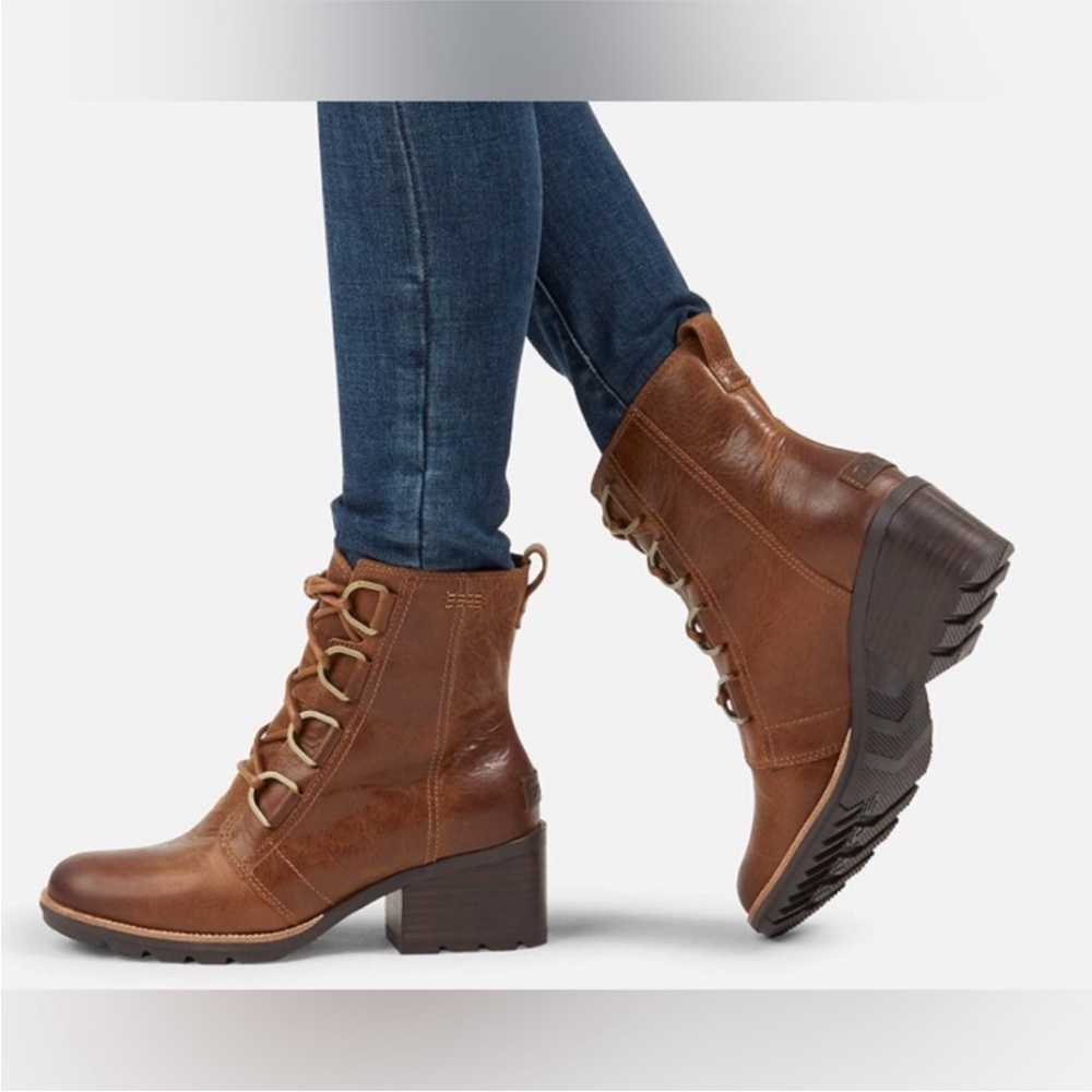 Sorel Cate Brown Lace-Up Ankle Boots